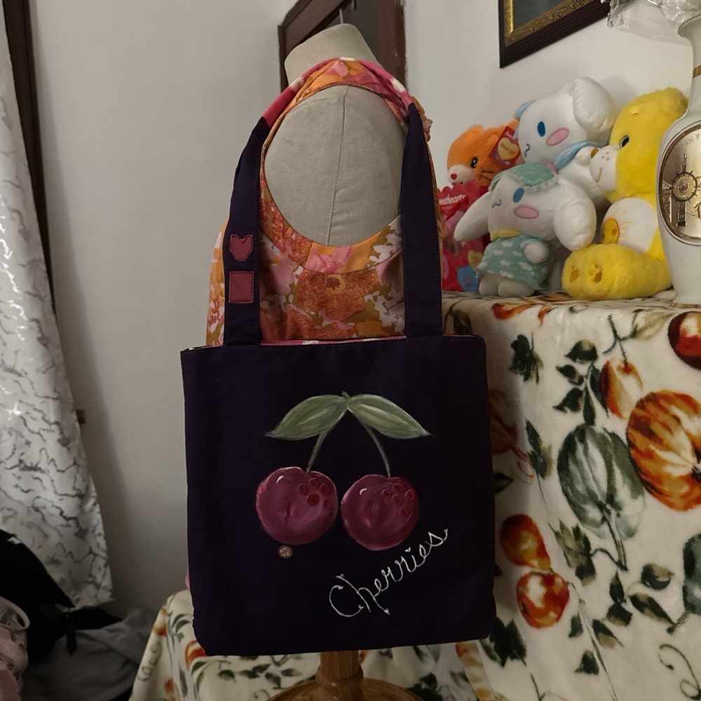 Cherry tote bag